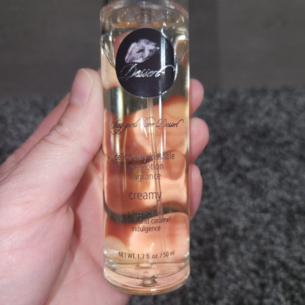 Jessica Simpson Dessert Beauty Creamy Kissable Fragrance Spray Vanilla Rare HTF - Picture 2 of 6